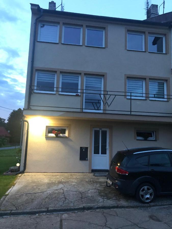 W Apartman 2 Teplice nad Metují Buitenkant foto