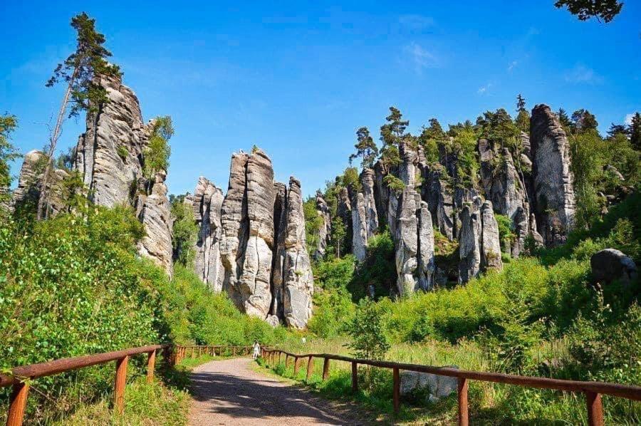 W Apartman 2 Teplice nad Metují Buitenkant foto